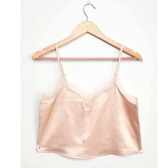 Get On My Level Champagne Satin Cropped Tank Top - Picture 5 of 6